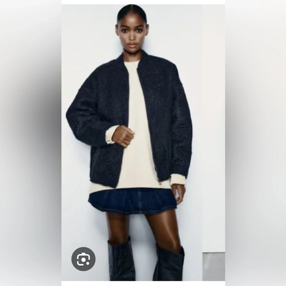 NWT viral Zara Oversized boucle bomber jacket, navy blue - Picture 3 of 7